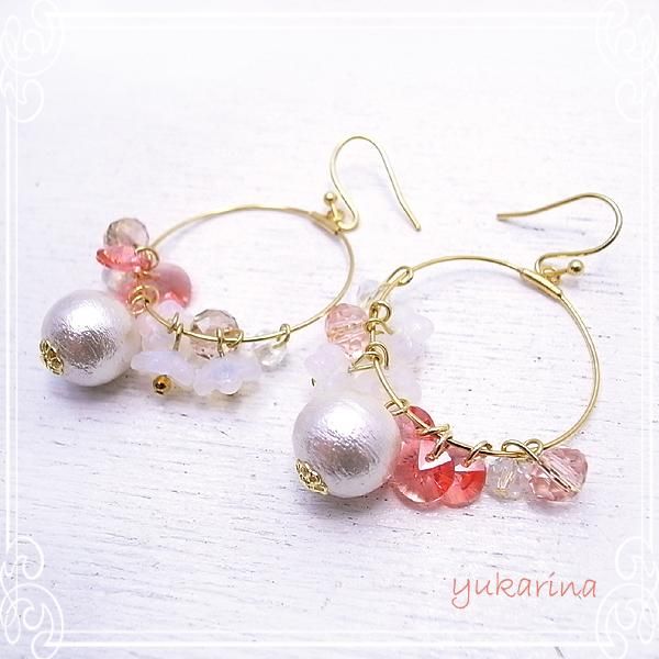 yukarina】コットンパール×ローズピーチとお花モチーフのフープピアス ...