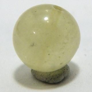 リビアングラス  ビーズ 貫通穴あり  約10.7mm  高品質ビーズ 粒売り  【丸玉 1点もの】