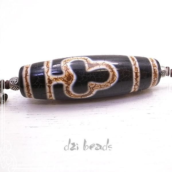十六眼 Dzi Beads　天珠ワールドNo.d18 チベット Dzi Bead 六眼 天珠ワールドNo.b23 - メルカリ