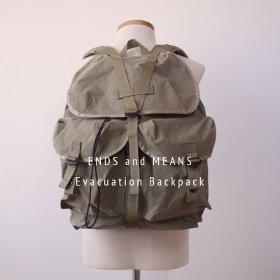 <img class='new_mark_img1' src='https://img.shop-pro.jp/img/new/icons14.gif' style='border:none;display:inline;margin:0px;padding:0px;width:auto;' />ENDS and MEANSEVACUATION BACKPACK- Khaki -