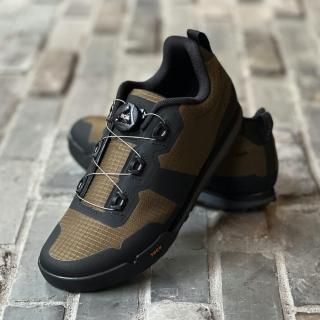 TRACKER - Giro Studio Tokyo 公式通販サイト - 世界初となる TRACKER - Giro Studio Tokyo 公式通販サイト - 世界初となる