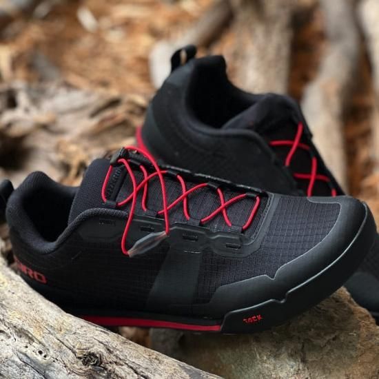 GIRO/ジロ】TRACKER FASTLACE Black / Bright Red GIRO/ジロ】TRACKER FASTLACE Black / Bright Red