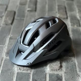 GIRO/ジロ】サイクルヘルメット(シティ・クロスバイク用) GIRO/ジロ】サイクルヘルメット(シティ・クロスバイク用)
