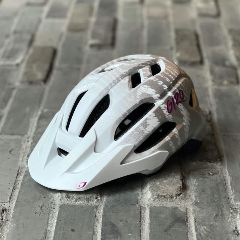 【GIRO/ジロ】 FIXTURE 2 YOUTH　Matte White / Pink Ripple