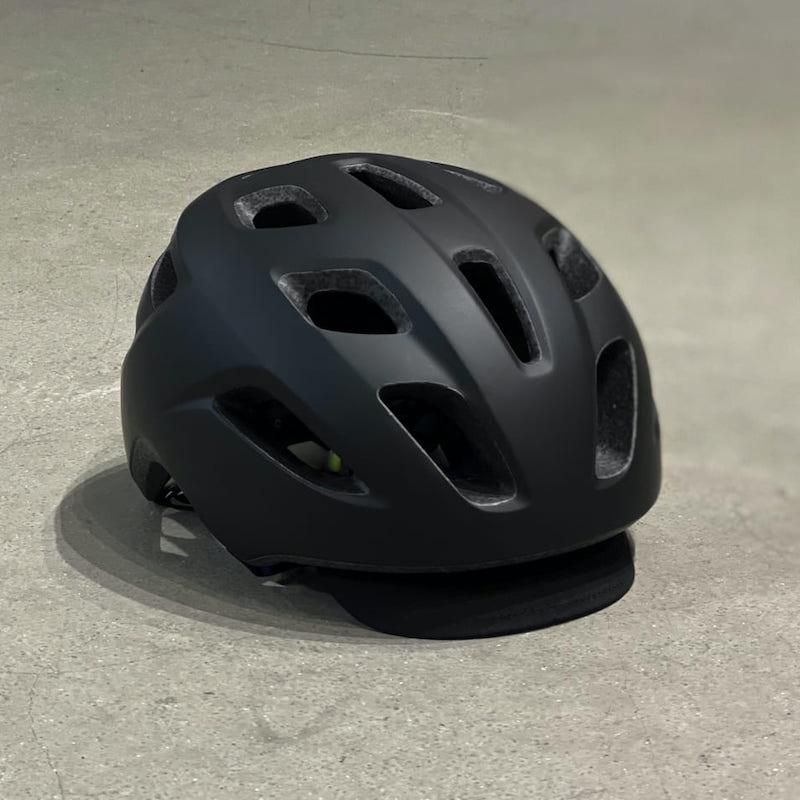 GIRO/ジロ】CORMICK STANDARD(MIPS無し) Matte Black - Dark Blue GIRO/ジロ】CORMICK STANDARD(MIPS無し) Matte Black - Dark Blue