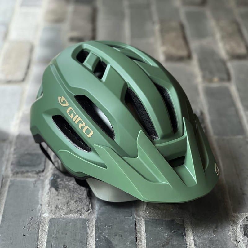 GIRO BATTLE ヘルメット Lサイズ GIRO ジロー ヘルメット バトル Matte White/L(59-62.5cm