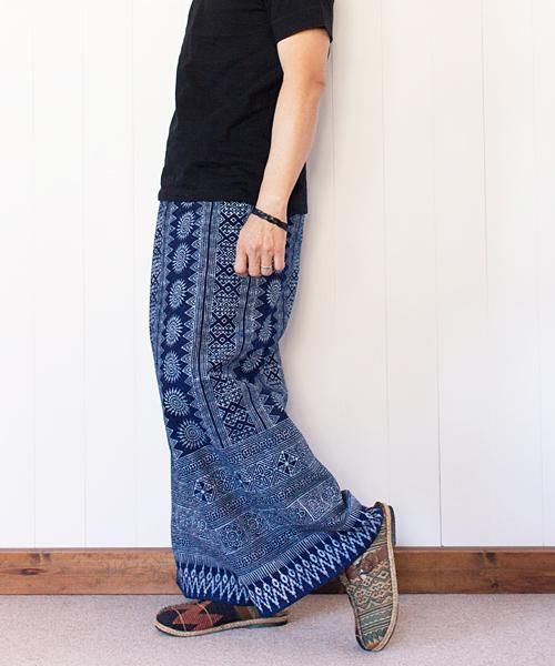 エスニック タイパンツ　モン族　カラフル　モン族刺繍とバティック古布　ロング丈 エスニック タイパンツ モン族 カラフル モン族刺繍とバティック