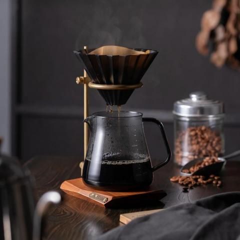 <img class='new_mark_img1' src='https://img.shop-pro.jp/img/new/icons15.gif' style='border:none;display:inline;margin:0px;padding:0px;width:auto;' />COFFEE SERVER STRON 750ML