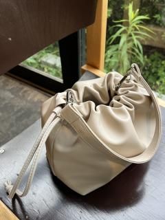 <img class='new_mark_img1' src='https://img.shop-pro.jp/img/new/icons55.gif' style='border:none;display:inline;margin:0px;padding:0px;width:auto;' />2way 餫 Bag