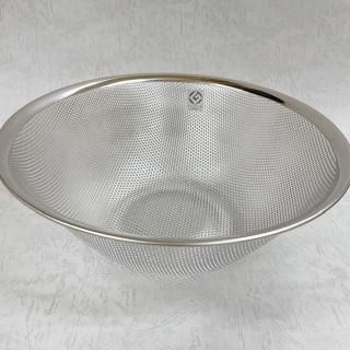 柳宗理　パンチングストレーナー27cm