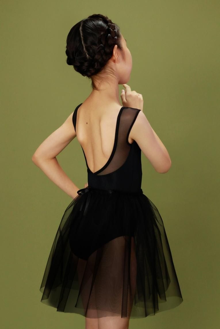 KIDS 【Black】No sleeve design - Balletwear brand unoa KIDS 【Black】No sleeve design - Balletwear brand unoa