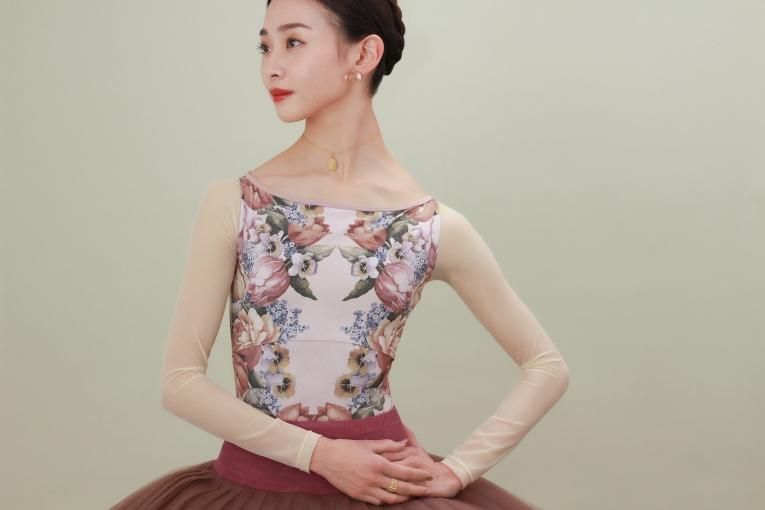 Flower gate skin pink】Sleeve design - Balletwear brand unoa