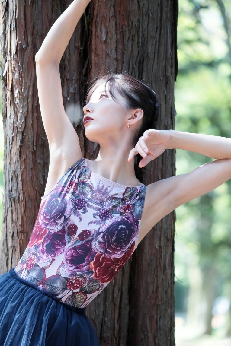 【unoaウノア】Degage Nosleeve /Flower collage Flower collage】No sleeve（OPEN DAY Vol.3 limited item