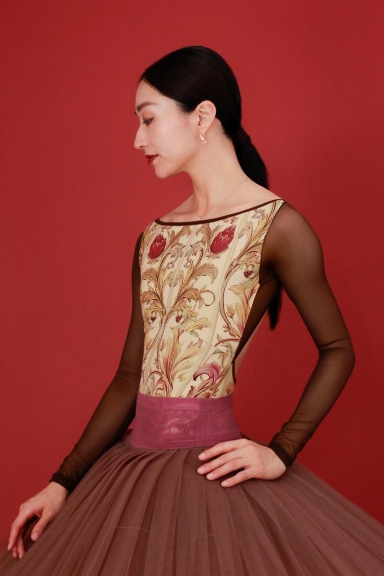 unoa(ウノア) 【Arabesque ruby red】 Arabesque Ruby red】Sleeve design - Balletwear brand unoa