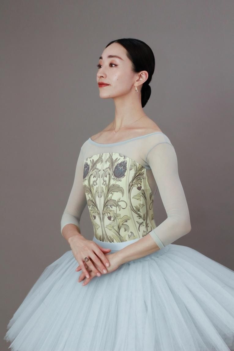unoa 【Arabesque  blue】Sleeve design Arabesque Royal blue / Ruby red】Sleeve design - Balletwear