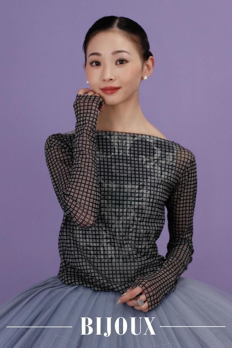 □ NEW Arm foundation flawless - Balletwear brand unoa