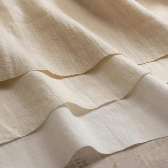 ドロンワークの美しいリネン ドロンワークの美しいリネン