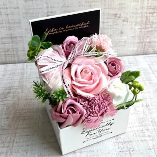 ץեBOX Pink