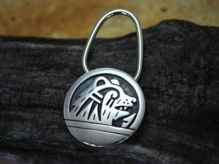 ホピ族 - インディアンジュエリーやシルバーアクセサリー