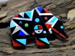 ズニ族 - インディアンジュエリーやシルバーアクセサリー ズニ族 - インディアンジュエリーやシルバーアクセサリー
