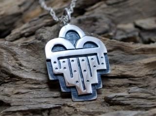 ホピ族 - インディアンジュエリーやシルバーアクセサリー