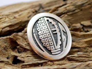 ホピ族 - インディアンジュエリーやシルバーアクセサリー