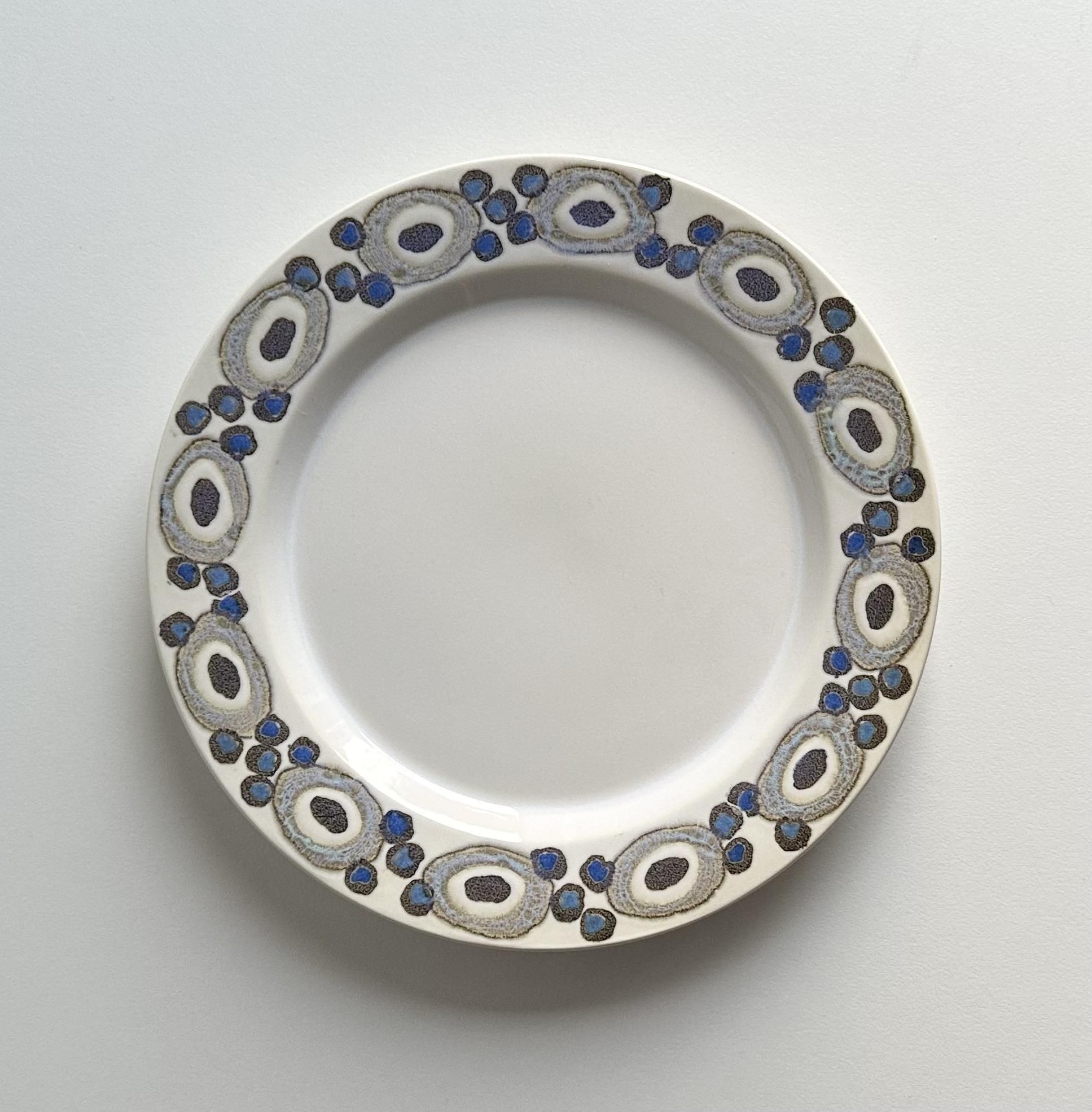 Royal Copenhagen 륳ڥϡ / Nucella ̥顡ץ졼ȡ19.5cm ֥롼8