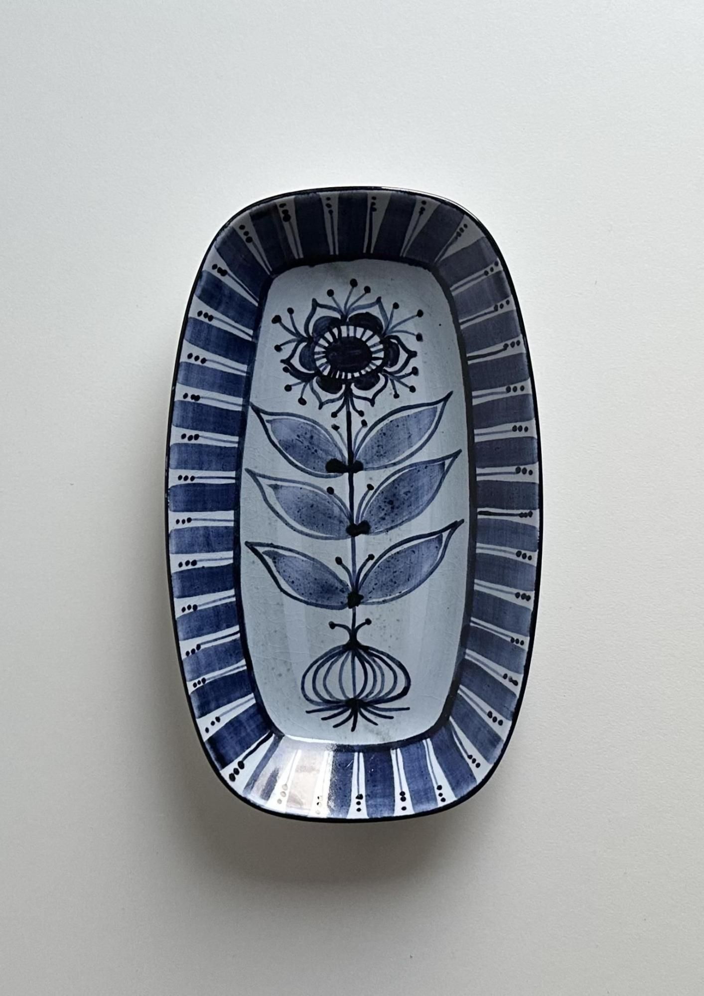 Aluminia ߥ˥ / Tenera  ƥͥ顡Beth Breyen   