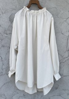 <img class='new_mark_img1' src='https://img.shop-pro.jp/img/new/icons26.gif' style='border:none;display:inline;margin:0px;padding:0px;width:auto;' />【ARCH&LINE】2WAY FRILL BLOUSE ブラウス