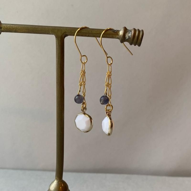 tiroir en boislola ԥ