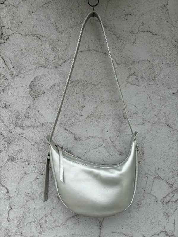 <img class='new_mark_img1' src='https://img.shop-pro.jp/img/new/icons57.gif' style='border:none;display:inline;margin:0px;padding:0px;width:auto;' />mononoguCross Shoulder Bag (M)
