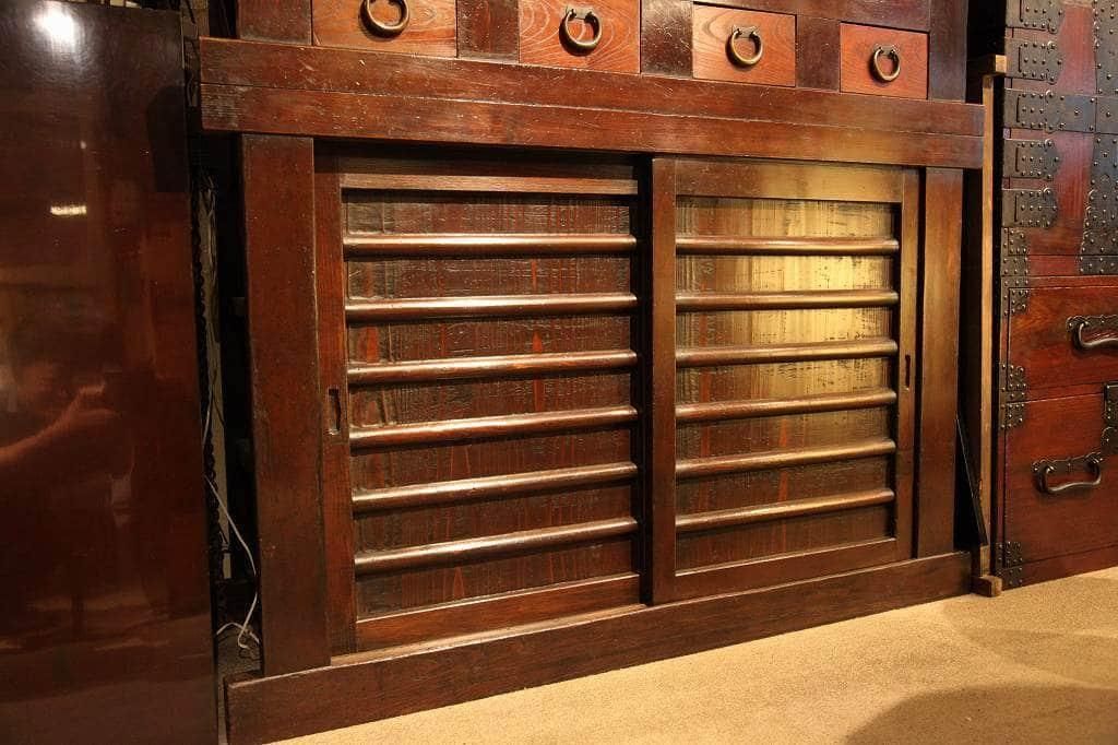 京都水屋箪笥 / Kyoto Mizuya Tansu (Kitchen cabinet) - OKURA