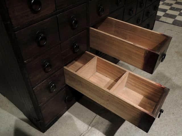 薬箪笥コンソール / 'Kusuri' Tansu (Medicine cabinet) Console 薬箪笥コンソール / 'Kusuri' Tansu (Medicine cabinet) Console