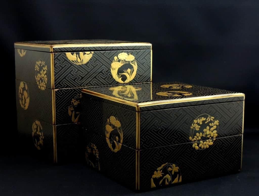 黒塗蒔絵螺鈿重箱 / Black-Lacquered 'Jubako' Food Boxes with