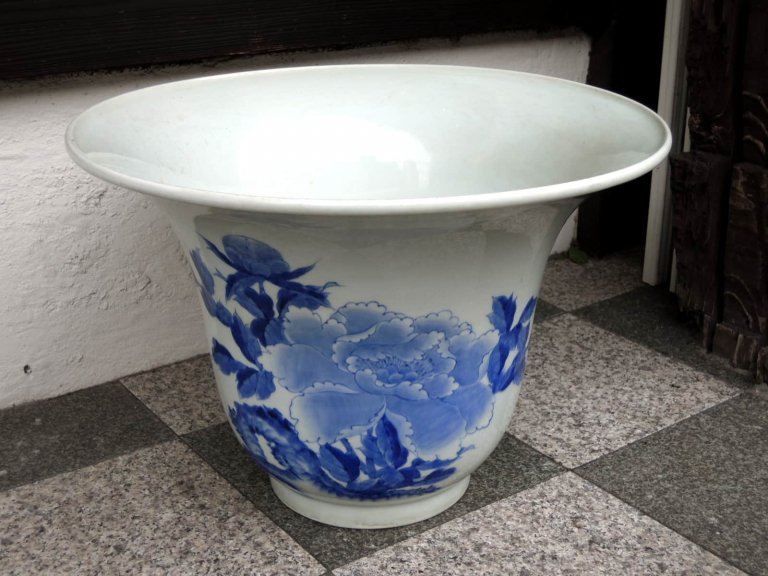 Τռȭ / Imari Blue & White Large Bowl