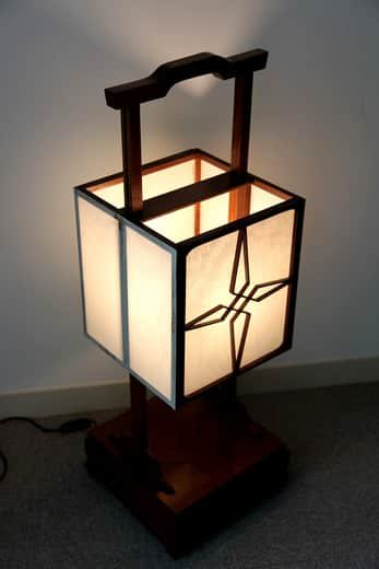 欅角行灯 / Keyaki Andon Paper Lamp