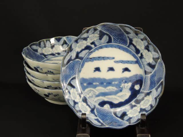 伊万里波千鳥椿文なます皿　五枚組 / Imari Blue & White 'Namasu' Bowls  set of 5