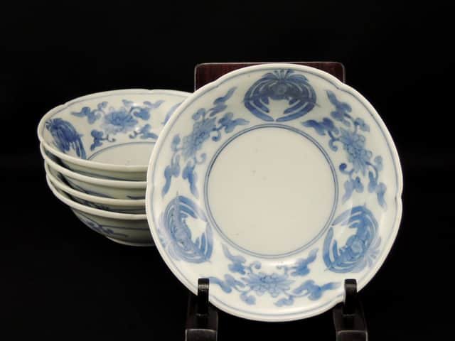 ΤյƲ˱ʸʤޤ / Imari Blue & White 'Namasu' Bowls