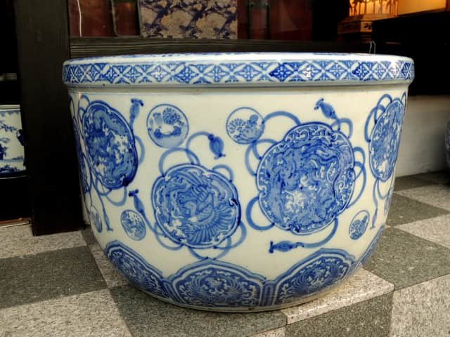 伊万里染付鳳凰文大火鉢 / Imari Large Blue & White Hibachi with the picture of Phoenixes