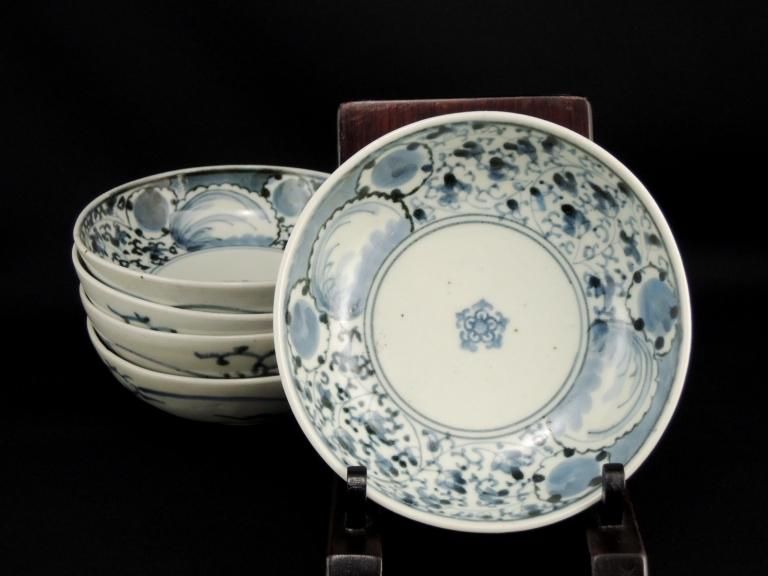 Τղʸʤޤ / Imari Blue & White 'Namasu' Bowls with the pattern of 'Hanakarakusa'