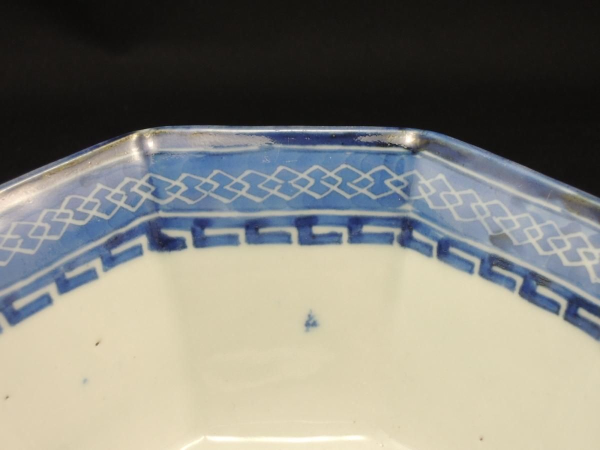 伊万里染付牡丹文八角鉢 / Imari Octagonal Blue & White Bowl