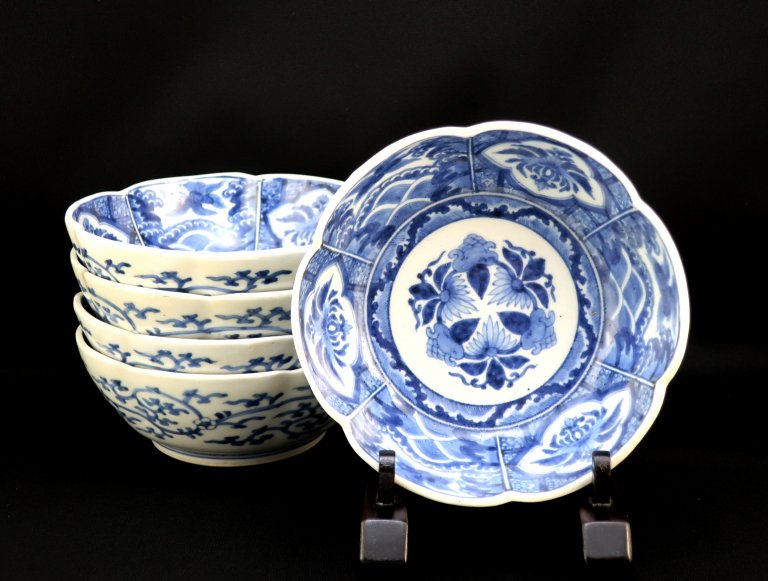 伊万里染付梅花形なます皿　五枚組 / Imari Blue & White 'Namasu' Bowls  set of 5