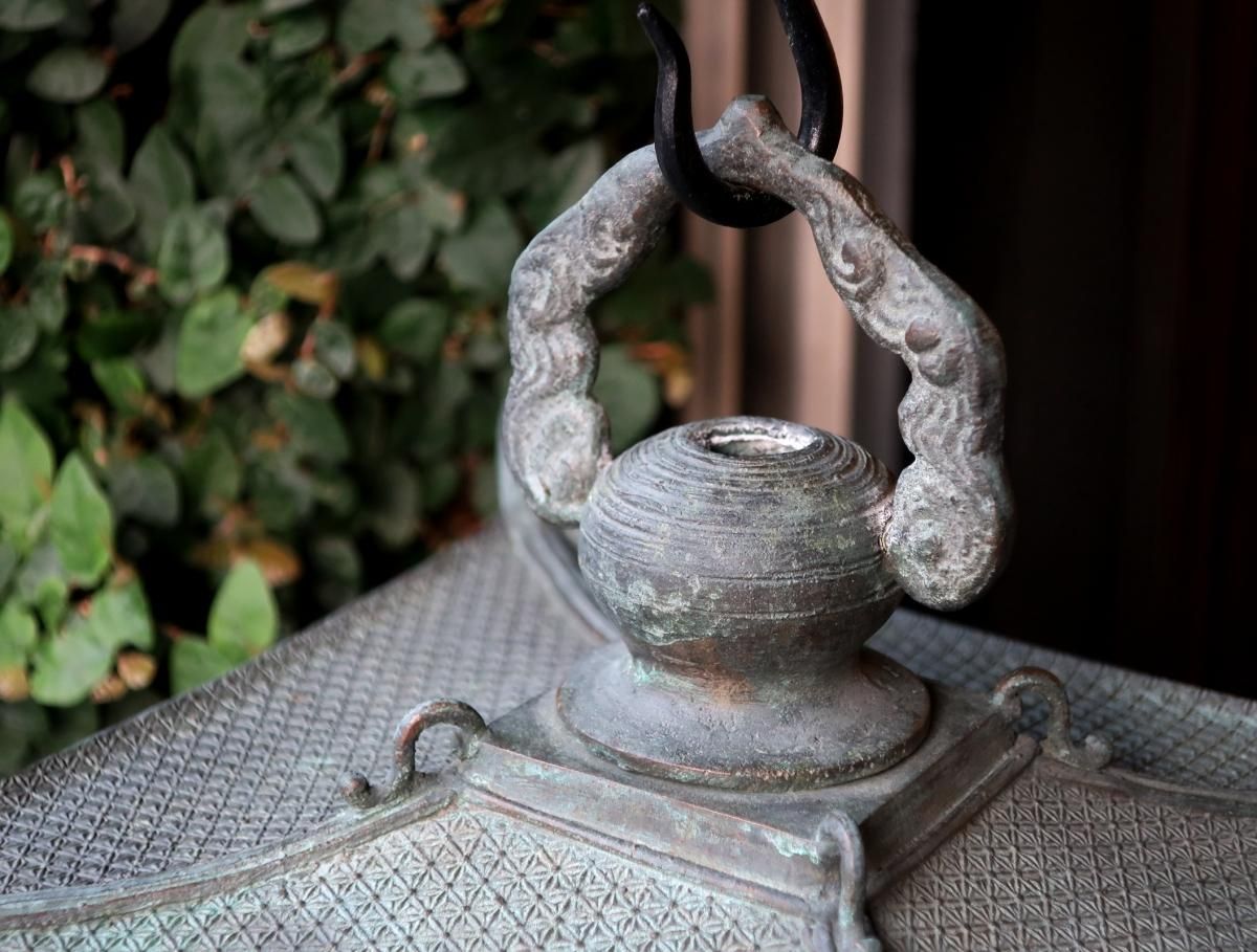 銅器吊灯籠 / Bronze Hanging Lantern - OKURA ORIENTAL ART