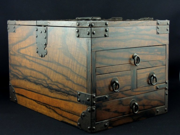 黒柿硯箱 / Black-persimmon Ink Stone Box