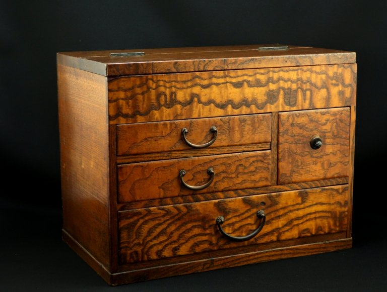 たも針箱 / Grained Wood(Tamo) Sewing Box