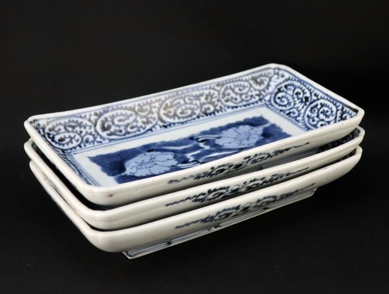 ΤʸĹ / Imari Rectangular Blue & White Plates  set of 3