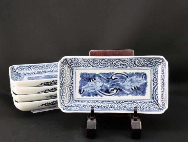 伊万里染付蛸唐草文長皿　五枚組 / Imari Rectangular Blue & White Plates  set of 5