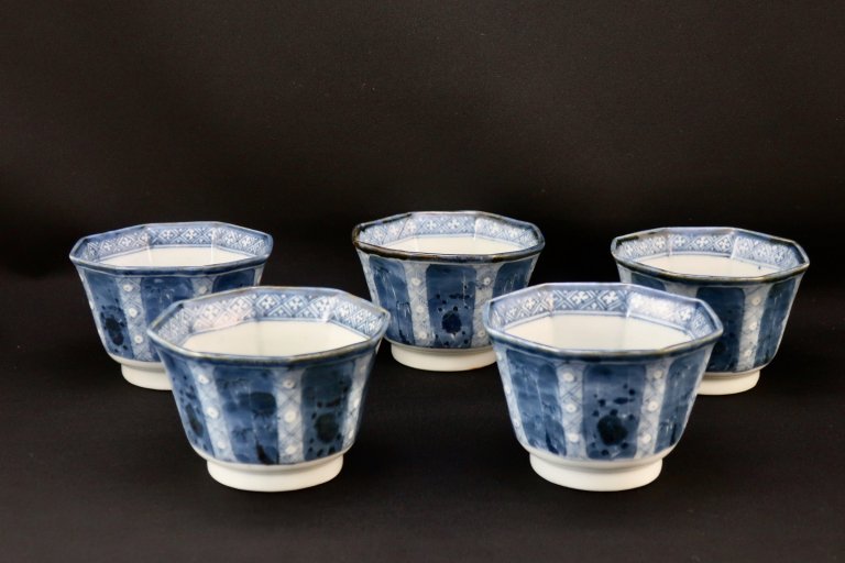 ΤȬѸա޵ / Imari Octagonal Blue & White 'Mukoduke' Cups  set of 5