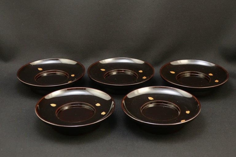 黒塗桜蒔絵茶托　五枚組 / Black-lacquered Tea cup Saucers with 'Makie' picture of Sakura  set of 5