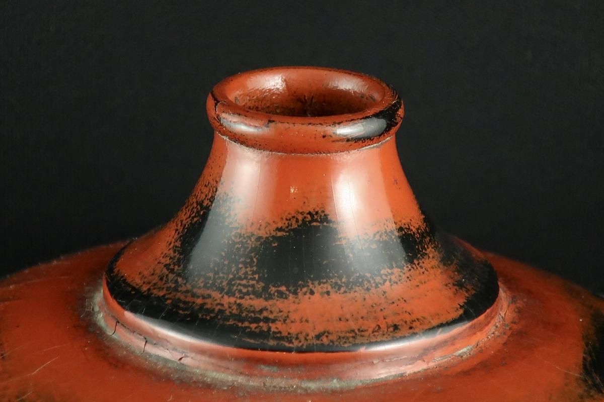 根来瓶子 / 'Negoro' lacquered Sake Bottle - OKURA ORIENTAL